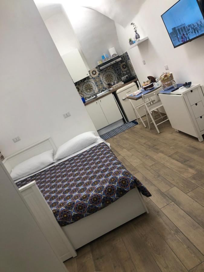 Brancaccio'S House Hotel Napoli Bagian luar foto