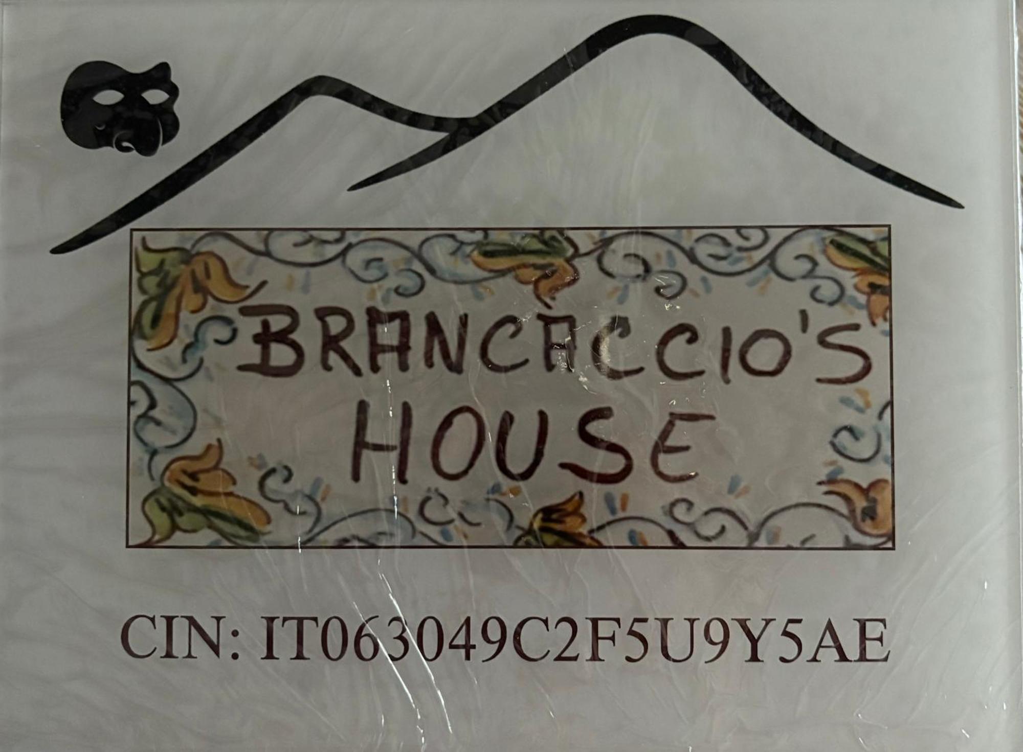 Brancaccio'S House Hotel Napoli Bagian luar foto
